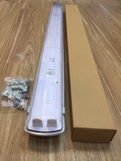 máng đèn led chống thấm 2x1m2